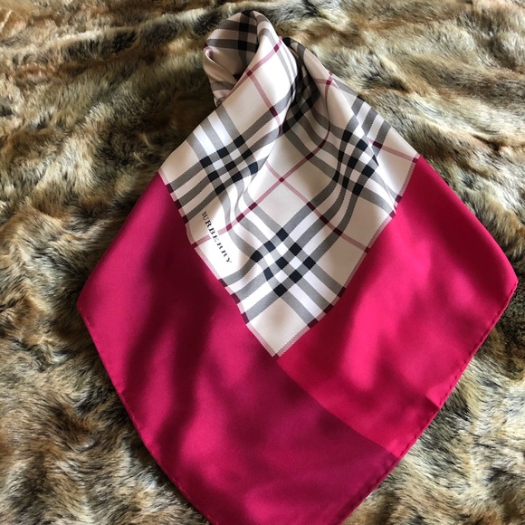 New BURBERRY London England VINTAGE iconic Plaid - Picture 8 of 8